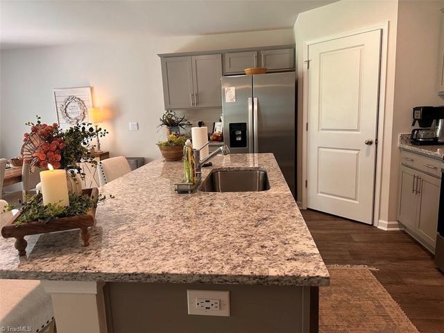 146 Preston Oaks Drive, King, NC 27021
