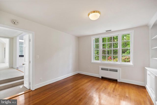 4530 DEXTER ST NW, Washington, DC 20007