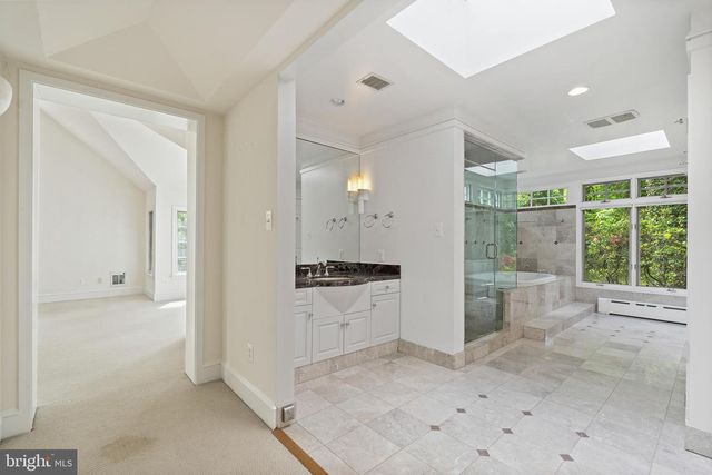 4530 DEXTER ST NW, Washington, DC 20007