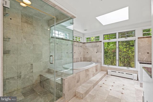 4530 DEXTER ST NW, Washington, DC 20007
