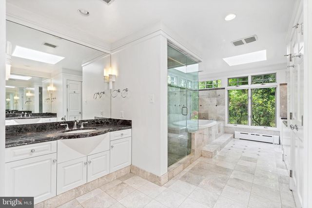 4530 DEXTER ST NW, Washington, DC 20007