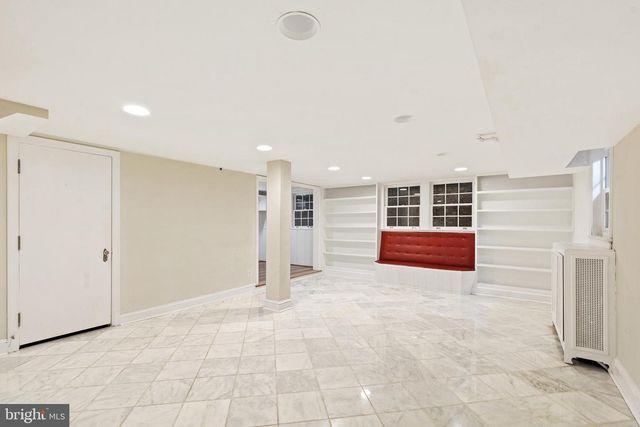 4530 DEXTER ST NW, Washington, DC 20007
