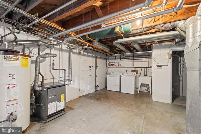 4530 DEXTER ST NW, Washington, DC 20007