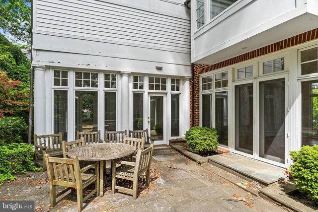 4530 DEXTER ST NW, Washington, DC 20007