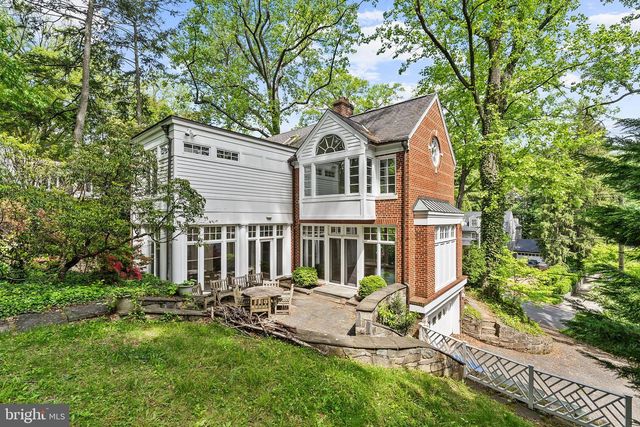 4530 DEXTER ST NW, Washington, DC 20007