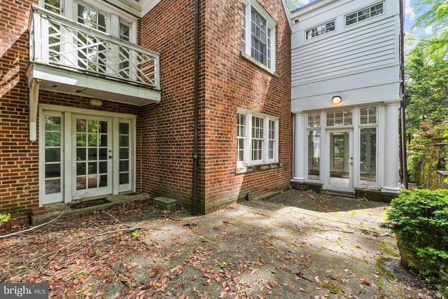 4530 DEXTER ST NW, Washington, DC 20007