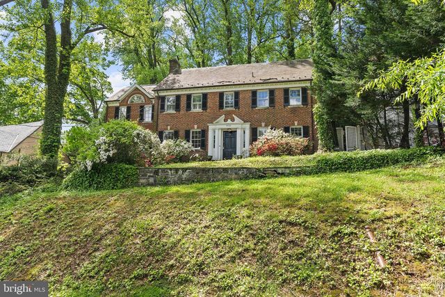 4530 DEXTER ST NW, Washington, DC 20007