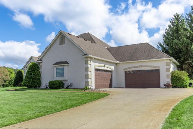 2122 141st Lane NE, Ham Lake, MN 55304