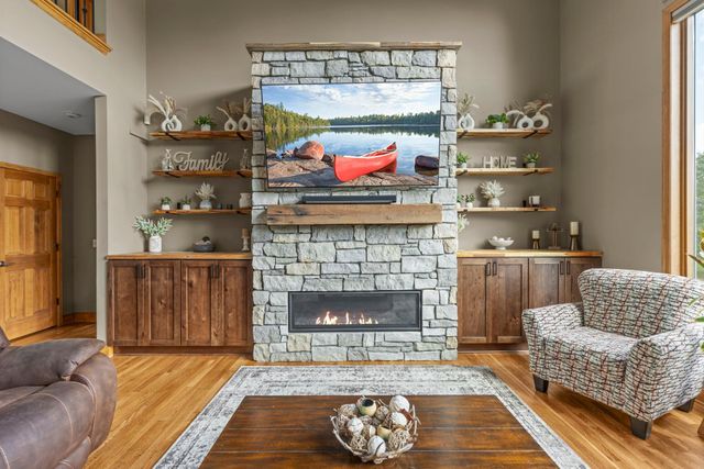 2122 141st Lane NE, Ham Lake, MN 55304
