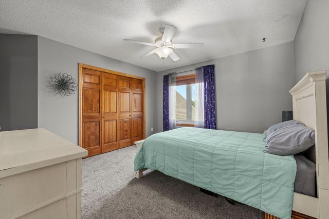 2122 141st Lane NE, Ham Lake, MN 55304