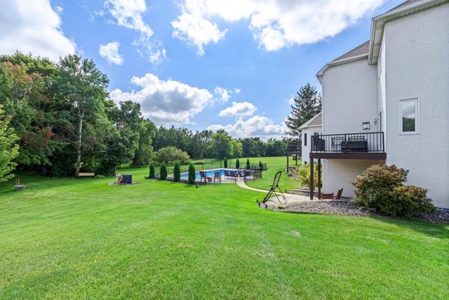2122 141st Lane NE, Ham Lake, MN 55304