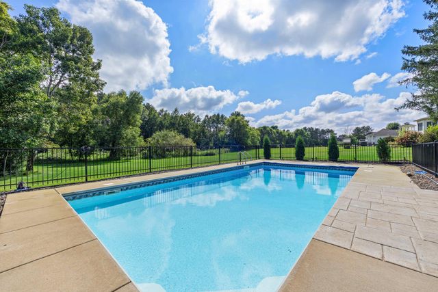 2122 141st Lane NE, Ham Lake, MN 55304