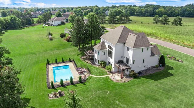 2122 141st Lane NE, Ham Lake, MN 55304