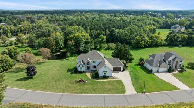 2122 141st Lane NE, Ham Lake, MN 55304