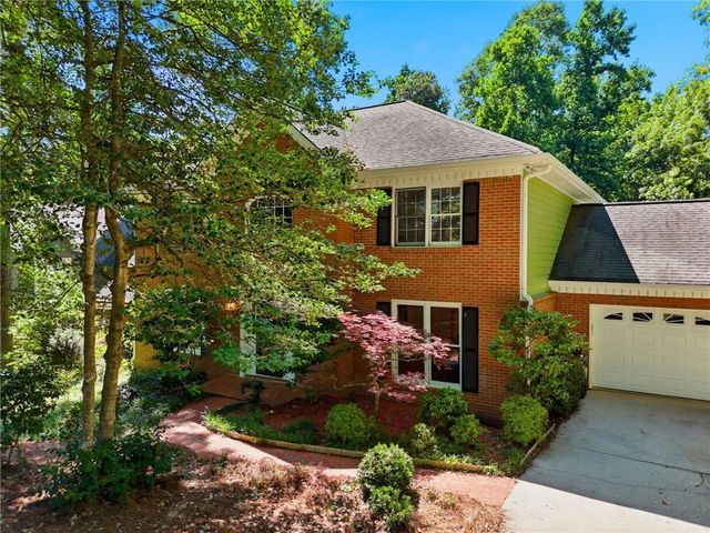5055 Roxburgh Drive, Roswell, GA 30076