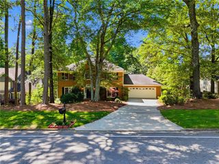5055 Roxburgh Drive, Roswell, GA 30076