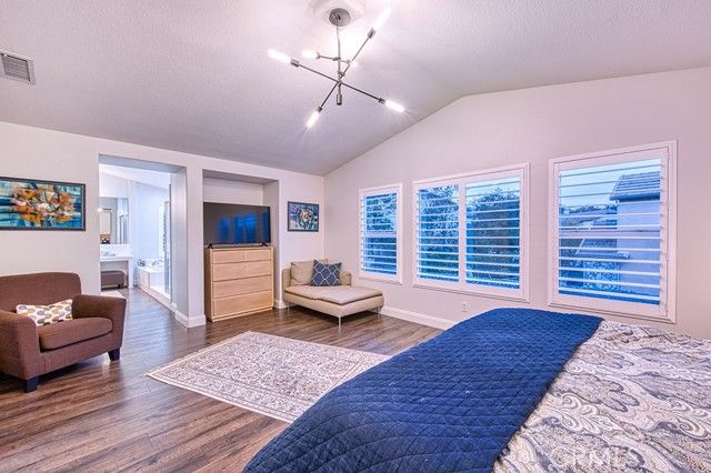 16 Lyra Way, Laguna Hills, CA 92679