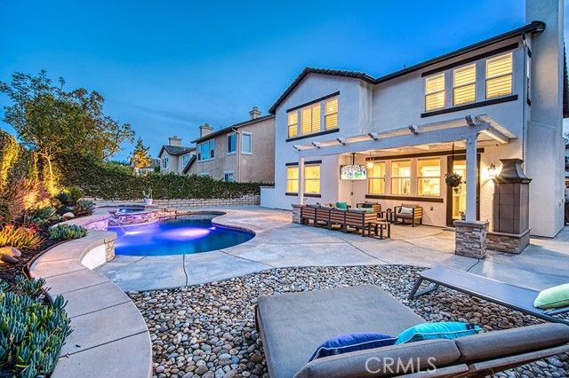 16 Lyra Way, Laguna Hills, CA 92679