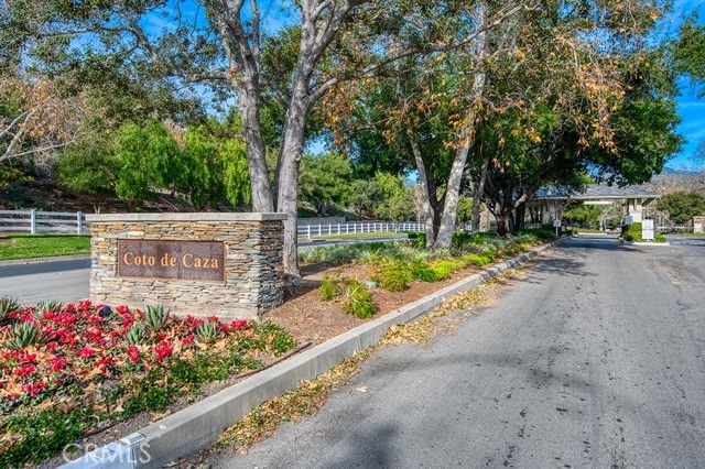16 Lyra Way, Laguna Hills, CA 92679