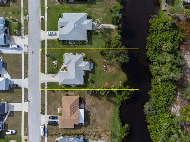 13300 DARNELL AVENUE, Port Charlotte, FL 33981