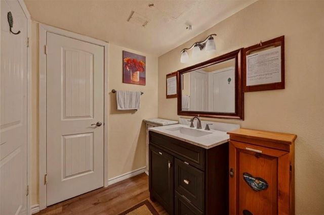 8419 Hearth Drive 3, Houston, TX 77054