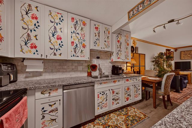 8419 Hearth Drive 3, Houston, TX 77054