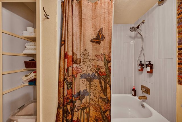 8419 Hearth Drive 3, Houston, TX 77054