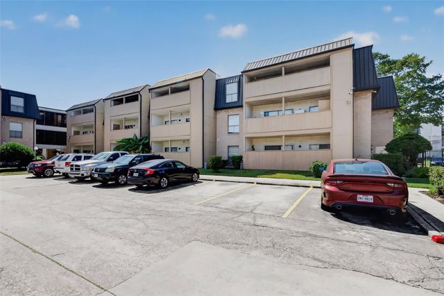 8419 Hearth Drive 3, Houston, TX 77054