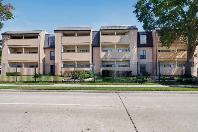 8419 Hearth Drive 3, Houston, TX 77054
