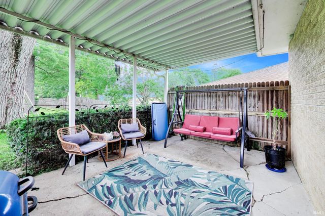 1209 N Tillotson Avenue, Muncie, IN 47304