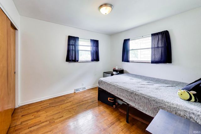 1209 N Tillotson Avenue, Muncie, IN 47304
