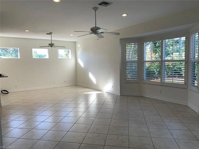 2727 13th ST N, Naples, FL 34103