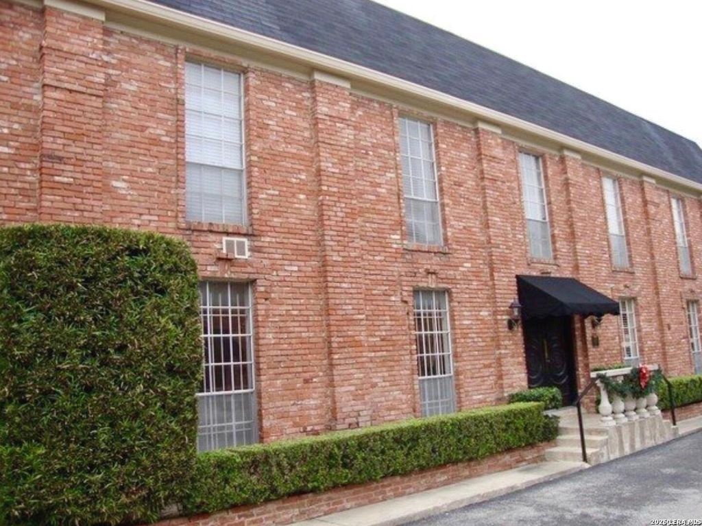 8033 N New Braunfels Ave Apt 100D, San Antonio, TX 78209