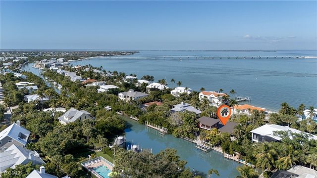 505 Lighthouse WAY, Sanibel, FL 33957