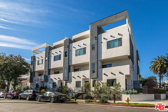 495 N St Andrews Place, Los Angeles, CA 90004