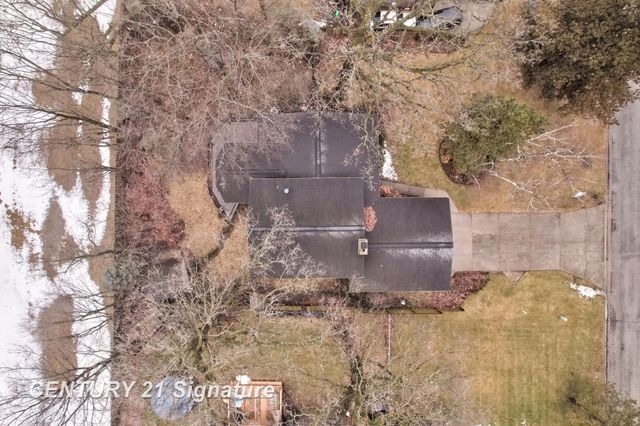 3653 W Christy Way Street, Saginaw Twp, MI 48603