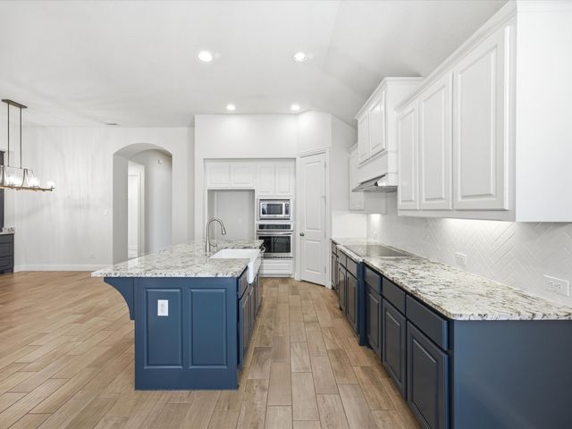 13817 Green Hook Road, Fort Worth, TX 76008