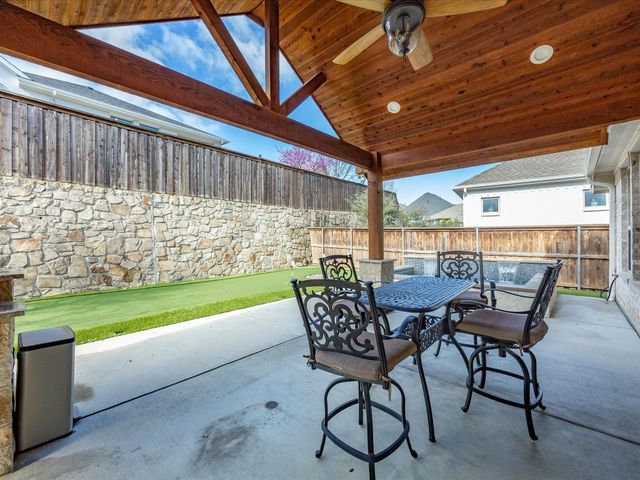 13817 Green Hook Road, Fort Worth, TX 76008