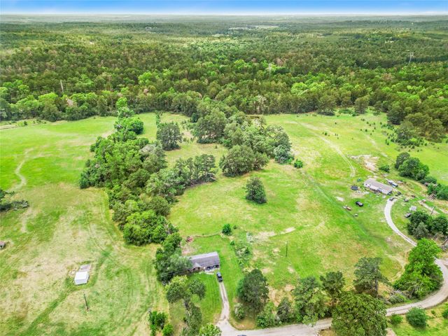 165 Davidson Road, Huntsville, TX 77320