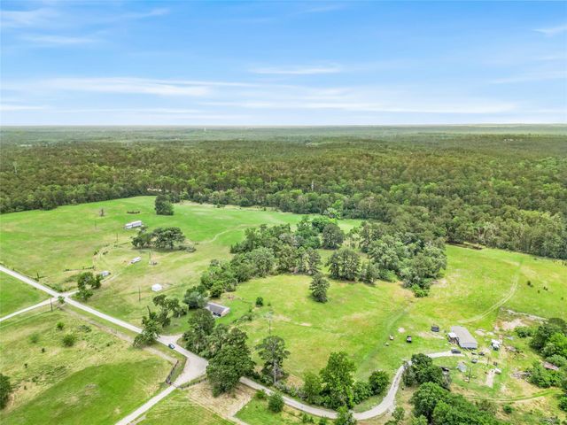 165 Davidson Road, Huntsville, TX 77320