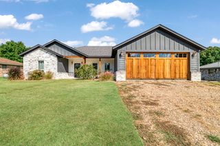 147 County Road 43010, Powderly, TX 75473