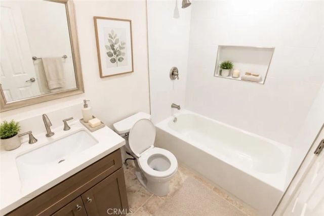 14631 Canterbury, Tustin, CA 92780