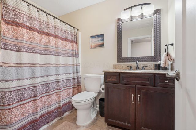 328 Pinetree Drive NE, Granville, OH 43023