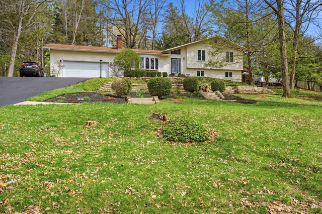 328 Pinetree Drive NE, Granville, OH 43023