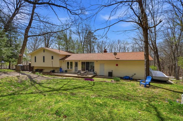 328 Pinetree Drive NE, Granville, OH 43023