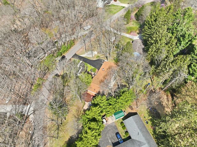 328 Pinetree Drive NE, Granville, OH 43023