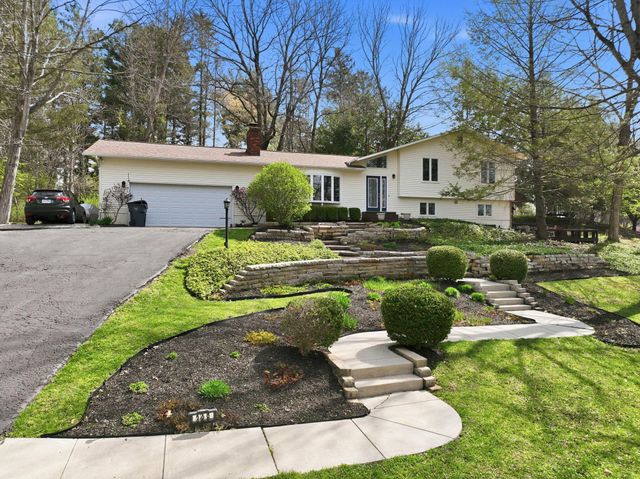 328 Pinetree Drive NE, Granville, OH 43023