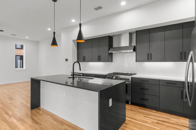 3608 San Jacinto Street 104, Dallas, TX 75204