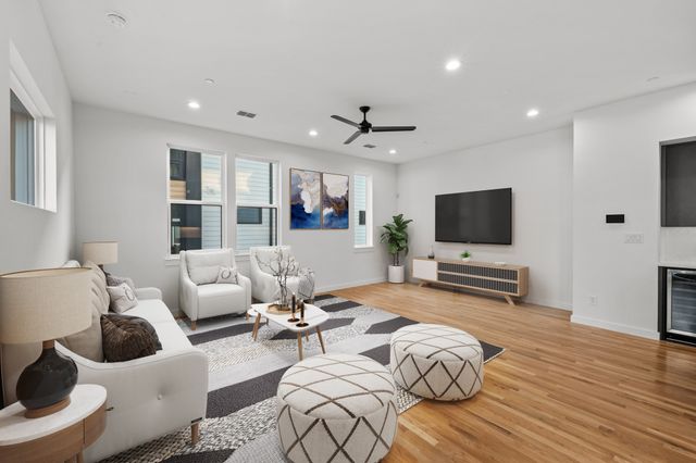 3608 San Jacinto Street 104, Dallas, TX 75204