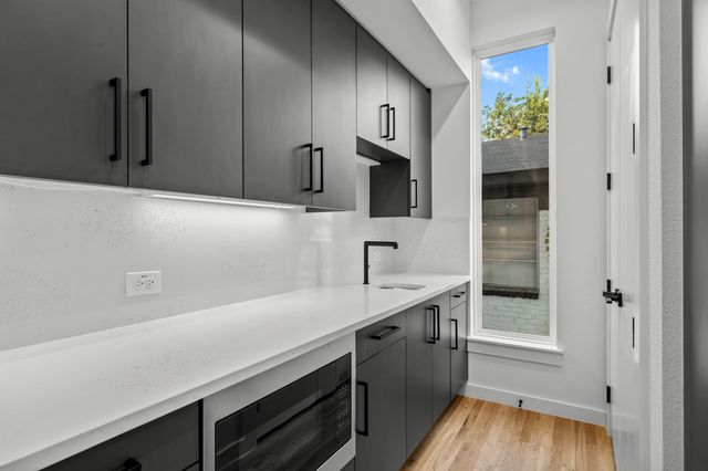 3608 San Jacinto Street 104, Dallas, TX 75204